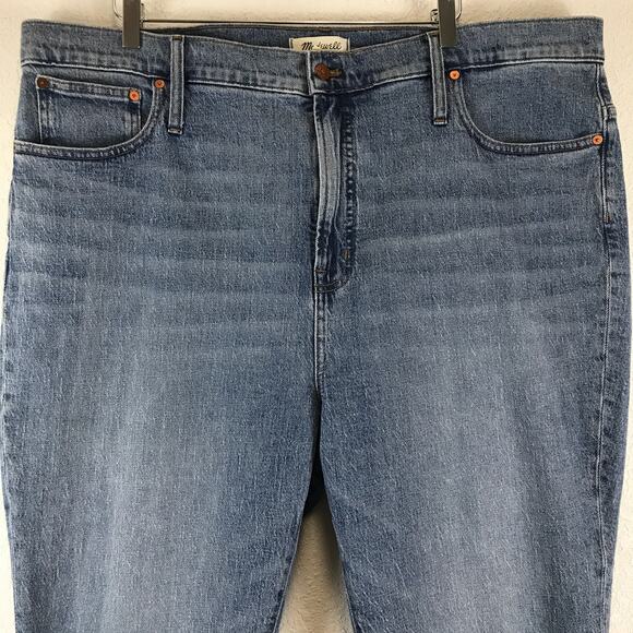 Madewell The Perfect Vintage Crop Jean in Ainsworth Wash Raw Hem Plus Size 36P - Picture 3 of 14